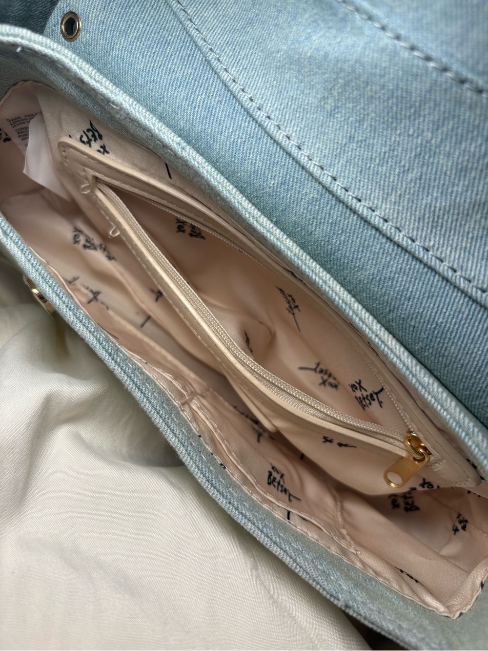 🩵 Betsey Johnson Denim Shoulder Bag NWT - Picture 8 of 8